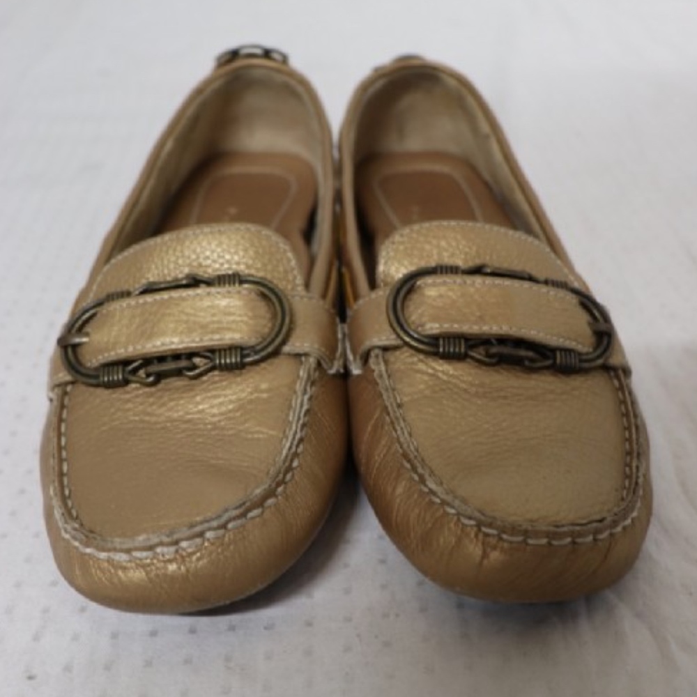 Cole Haan Jillie Moc Gold Flats, Size 8, With Box - Picture 2 of 6